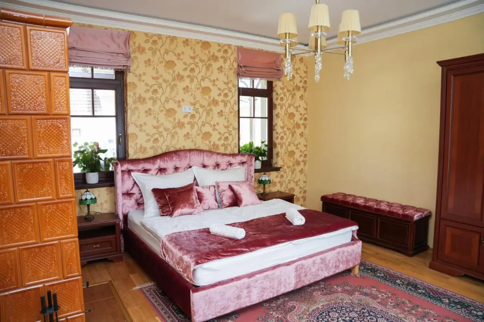 Varkert Deluxe Apartmanhaz