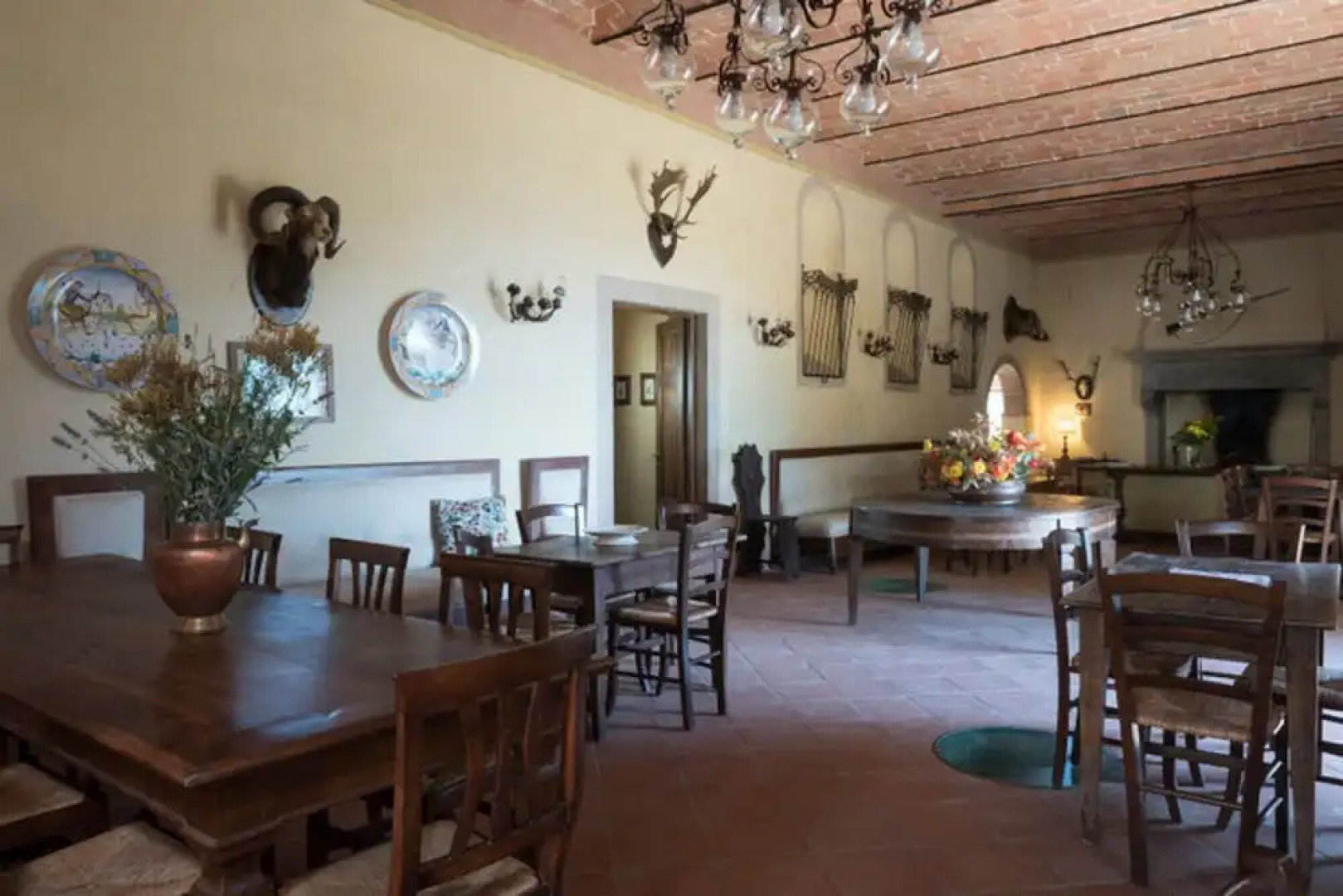 House in Tuscany Near Castello di Montozzi