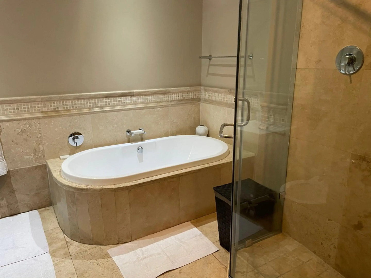 305 Manor Gardens, Ballito Manor