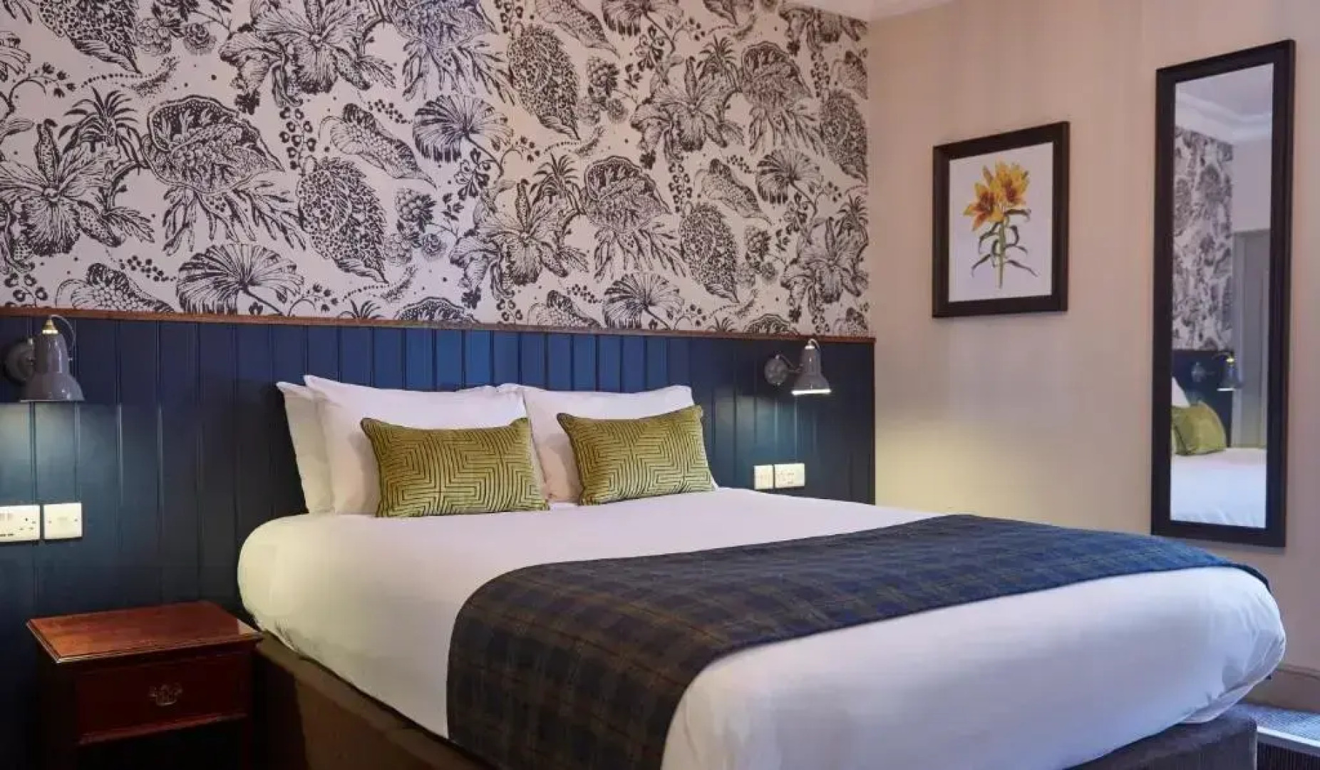 Swan Hotel by Greene King Inns