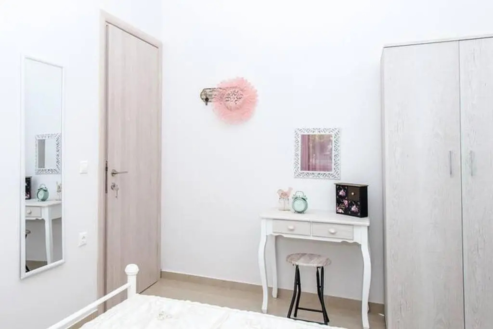 Eliora Studio & Aelia Apartment