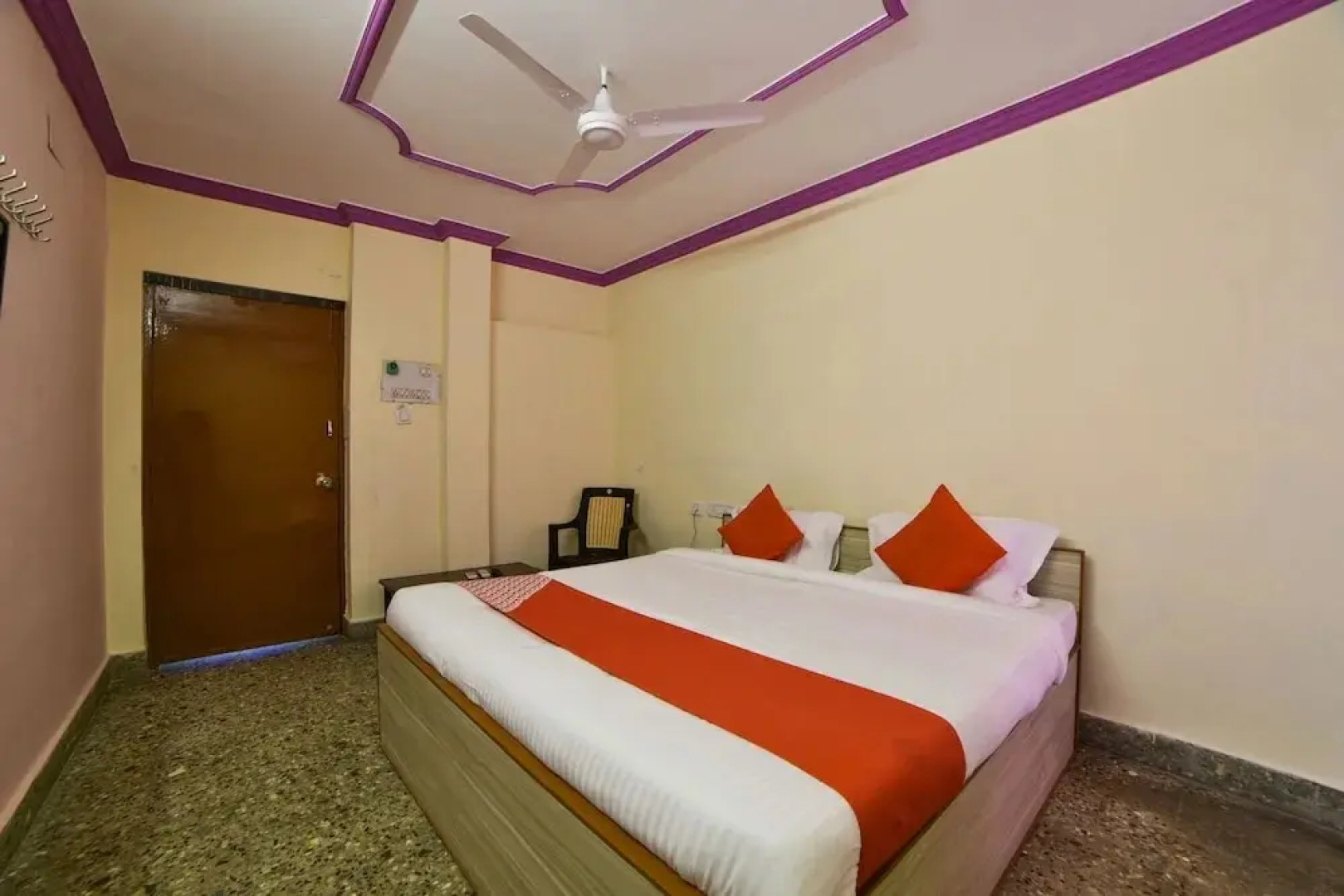 Radika Residency By OYO Rooms