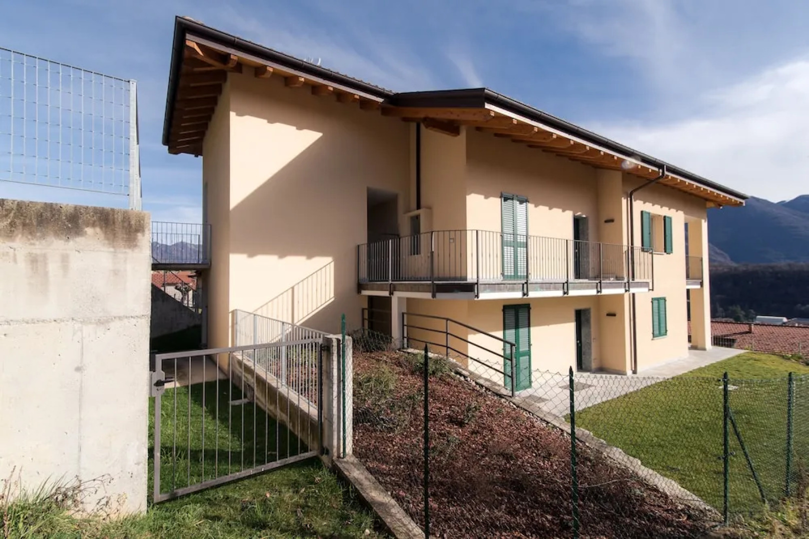 Magic Garden Como-Pool-Jacuzzi and amazing Lake view