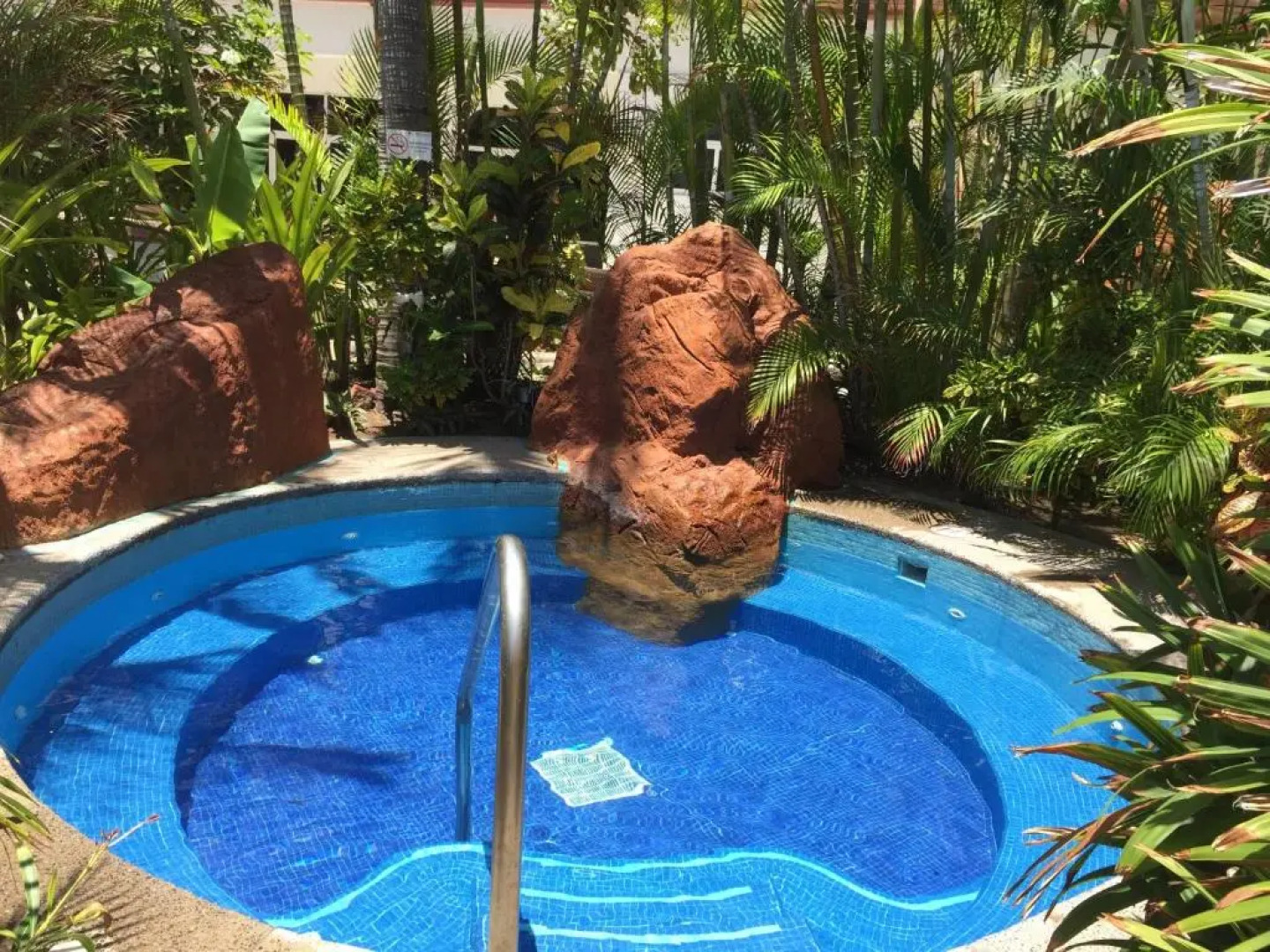 Maz4you Beachfront Condo