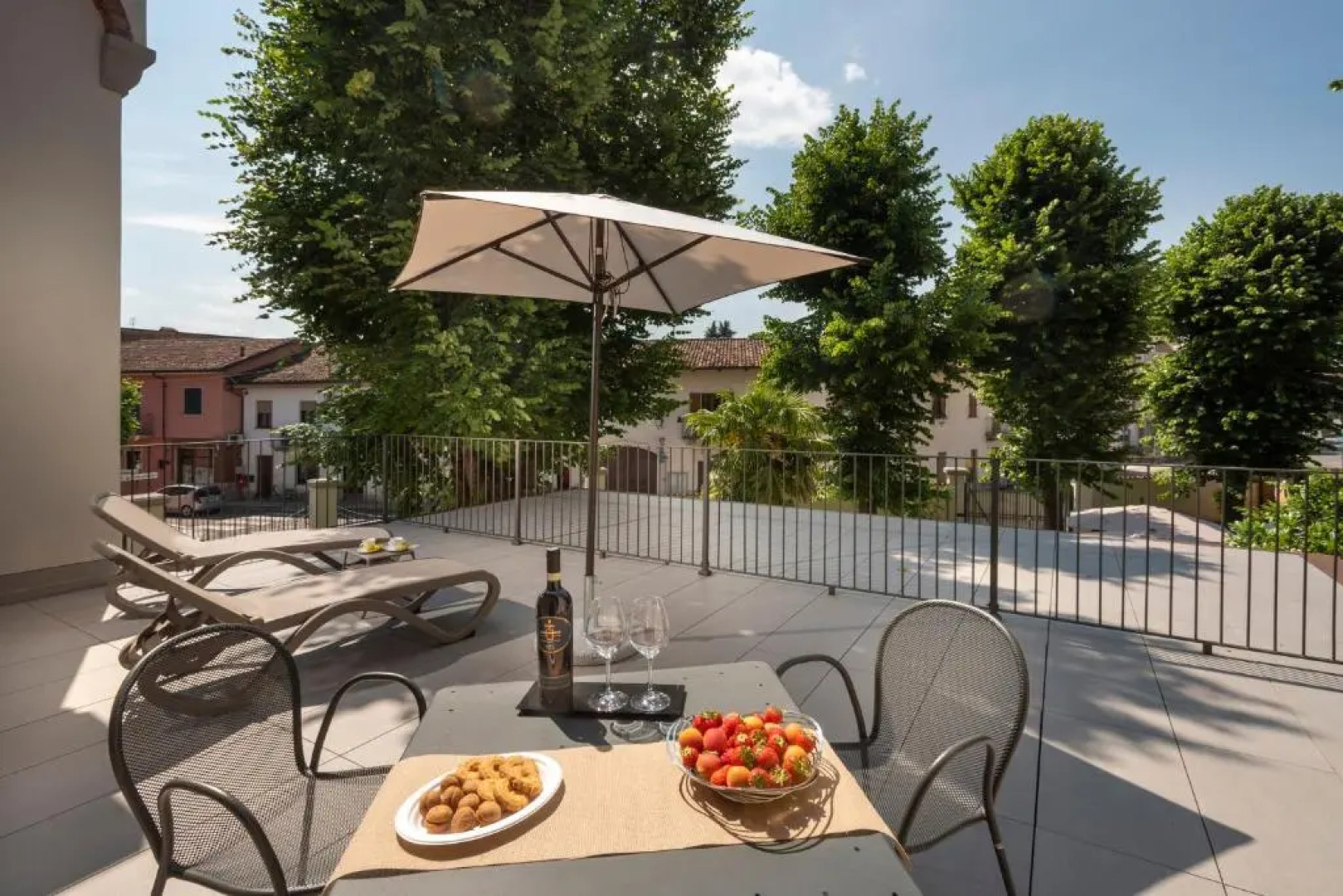 Villa Bernasconi - camere e ristorante -