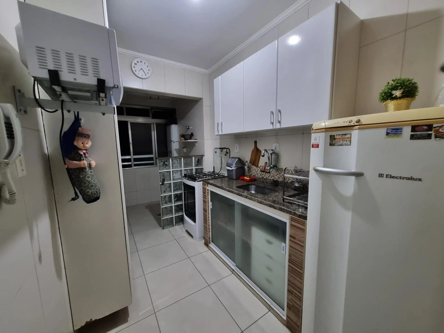 Santos - Apartamento Frente Mar C/ Ar Condicionado/ Garagem Privativa/Internet/TV a Cabo