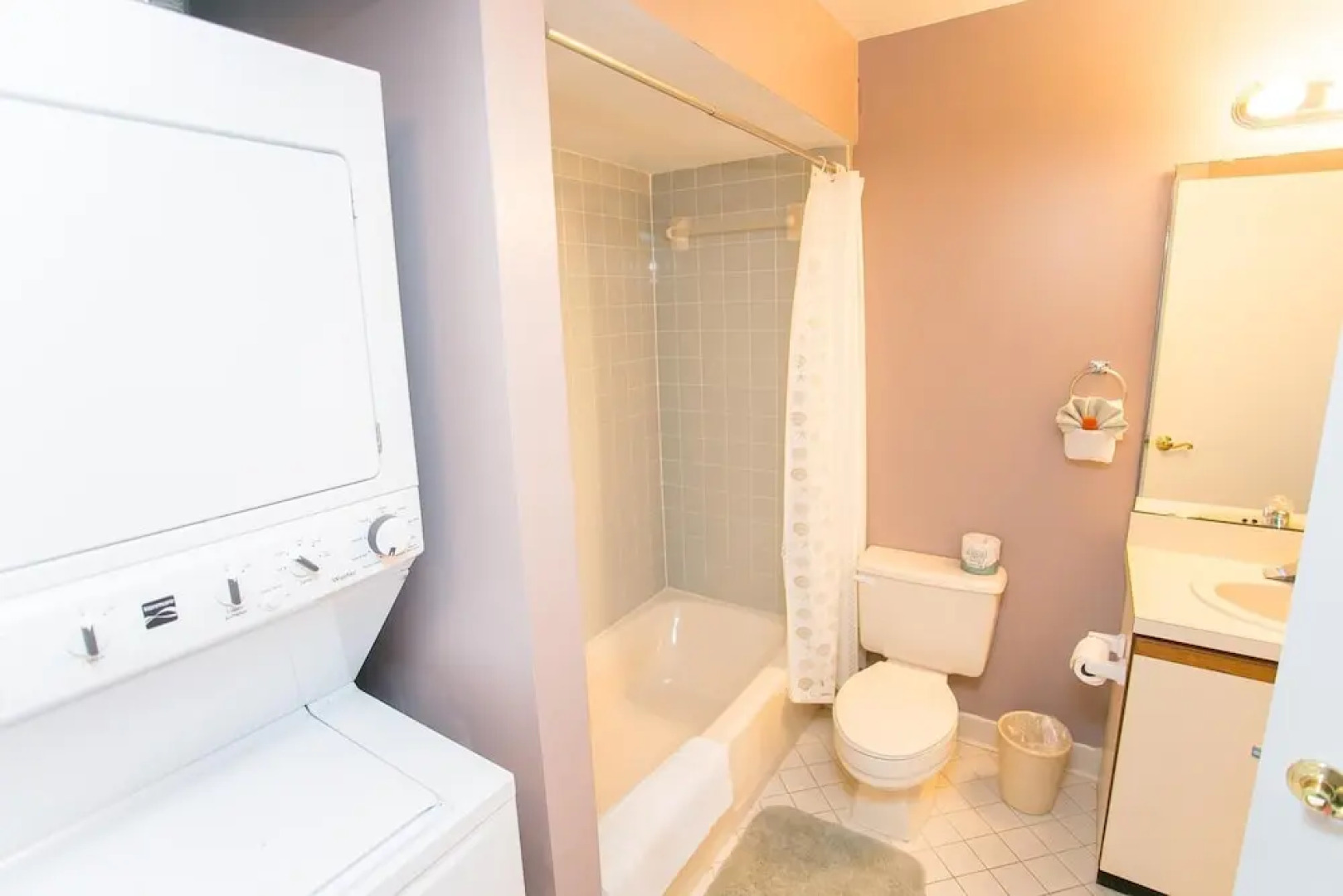 Hibiscus Resort B 2 Bedroom Condo by MCM