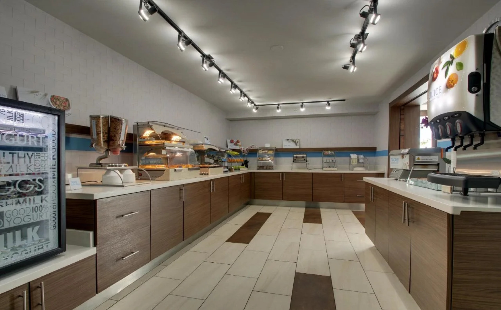 Holiday Inn Express & Suites Wapakoneta by IHG