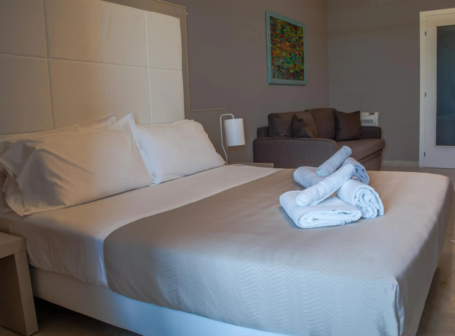 Central Gallery Rooms