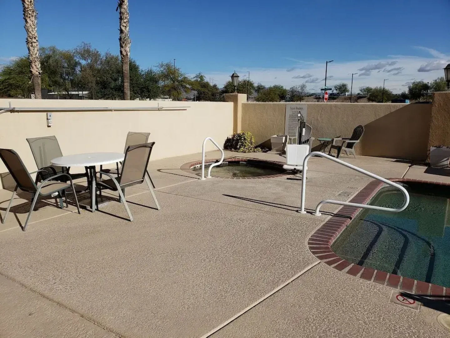 Holiday Inn Express & Suites Marana