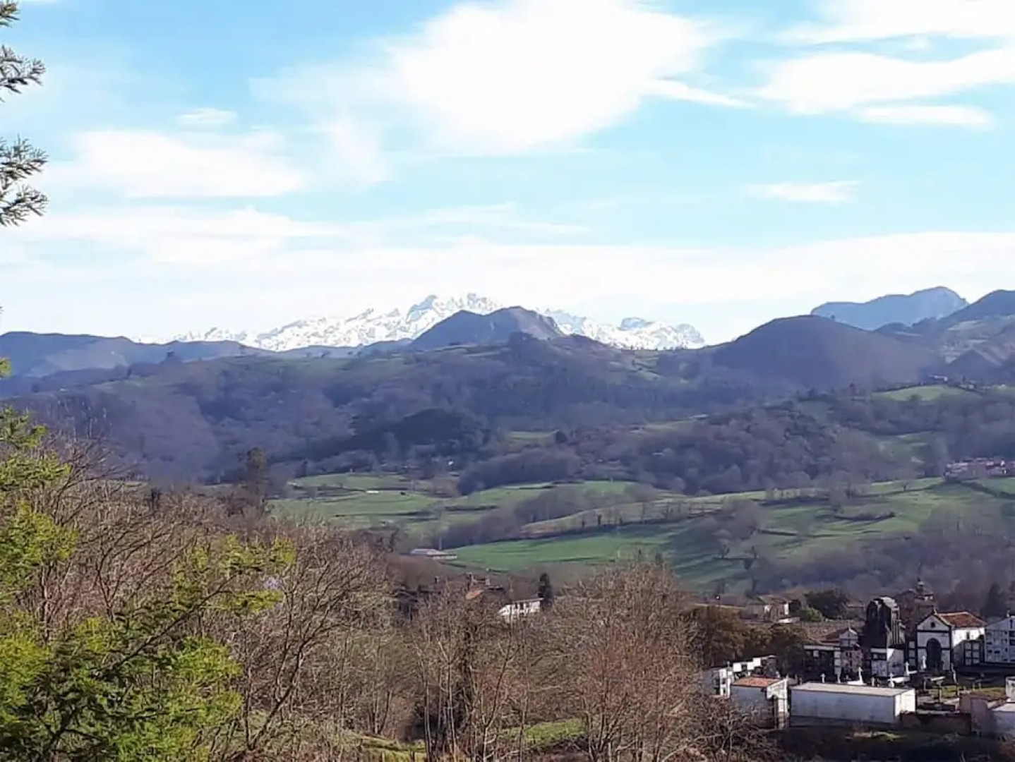 House With 3 Bedrooms in San Román de Villa, With Terrace