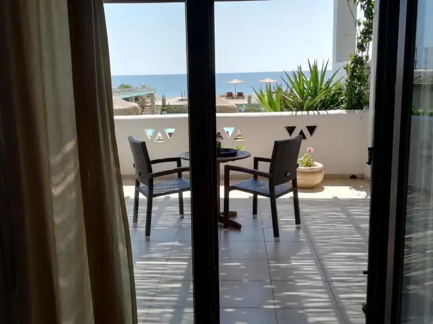 Vina Beach Hotel