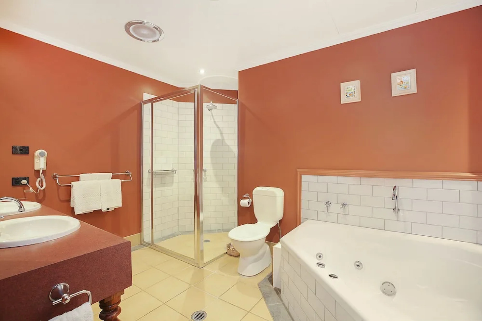 Grand Central Accommodation B&B Cobden