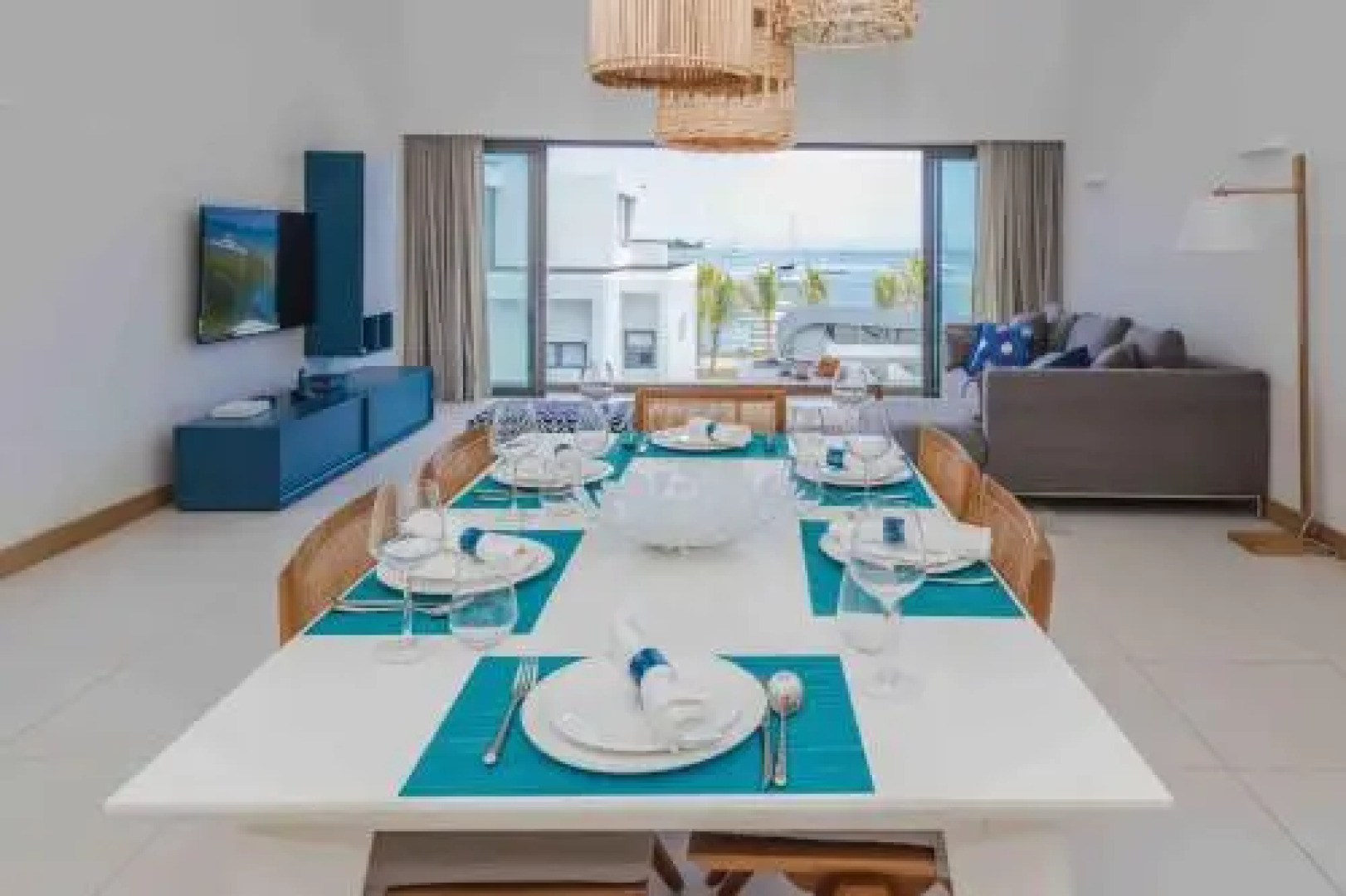 Latitude Luxury Apartment