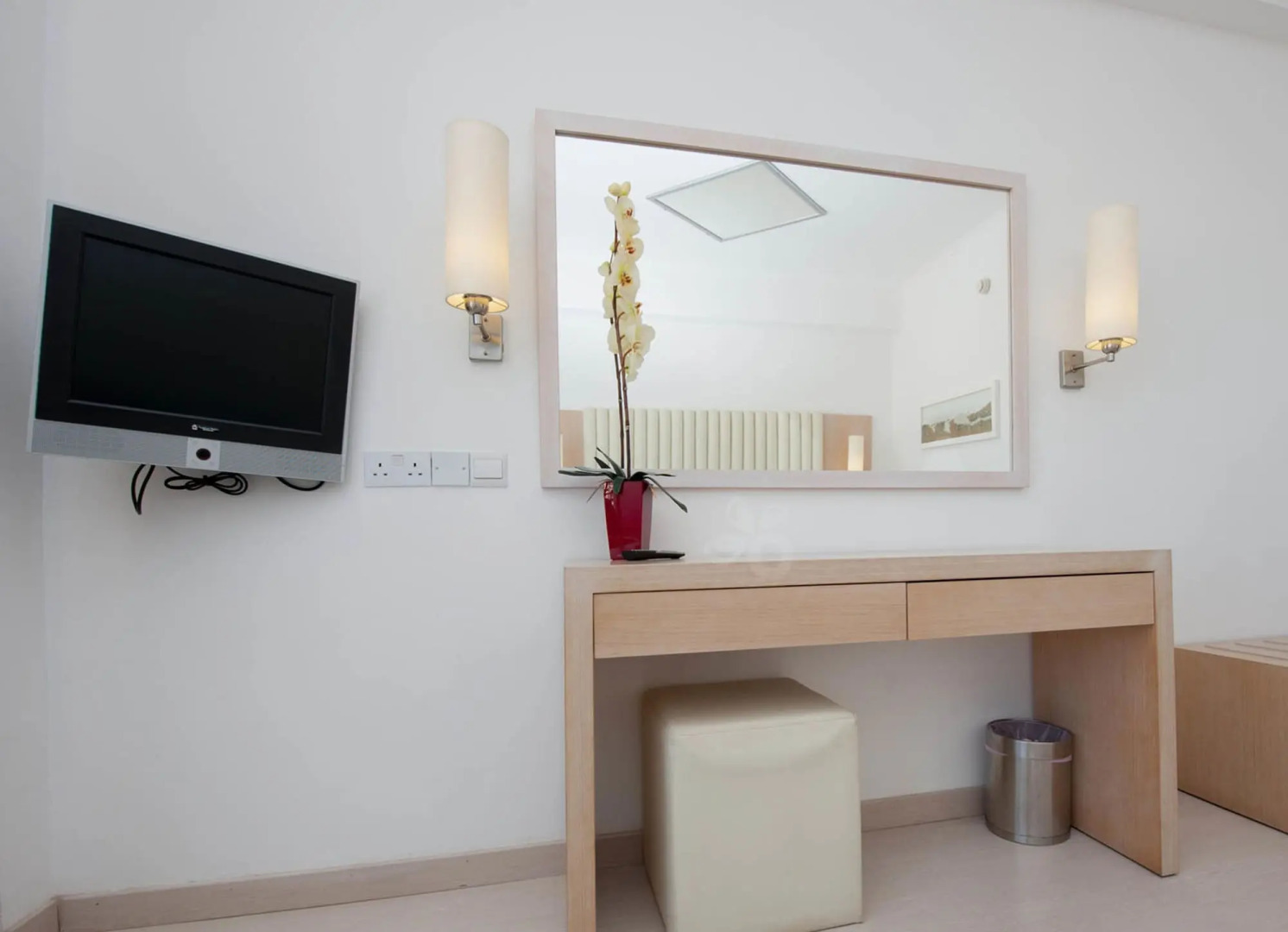 Vrissiana Boutique Beach Hotel