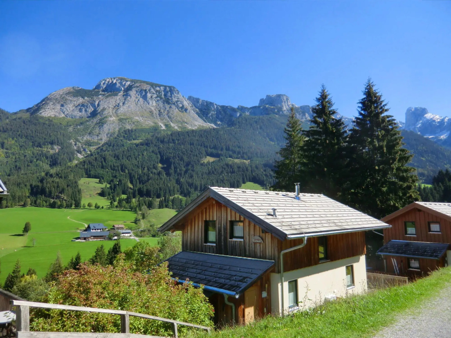 Chalet in Dachstein West With Shared Pool