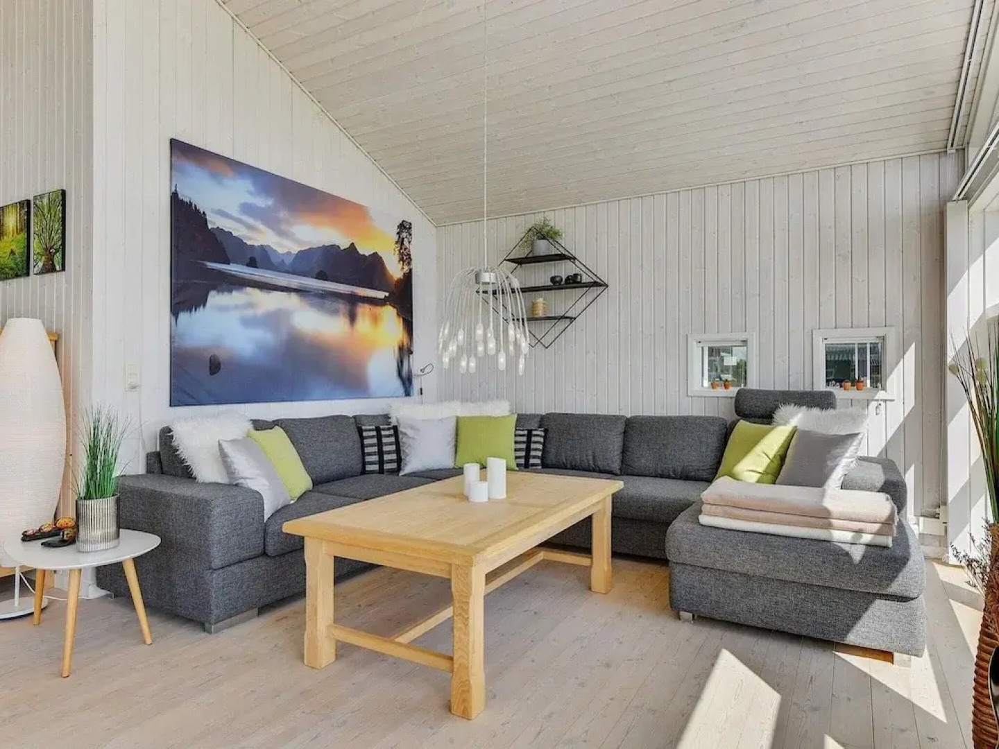 Spacious Retreat With Fjord View - By Traum Ferienwohnungen