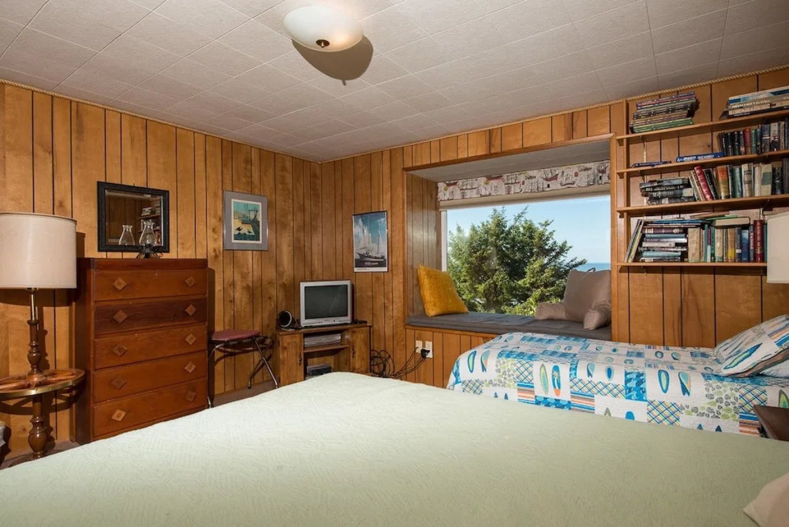 Crow's Nest by RedAwning