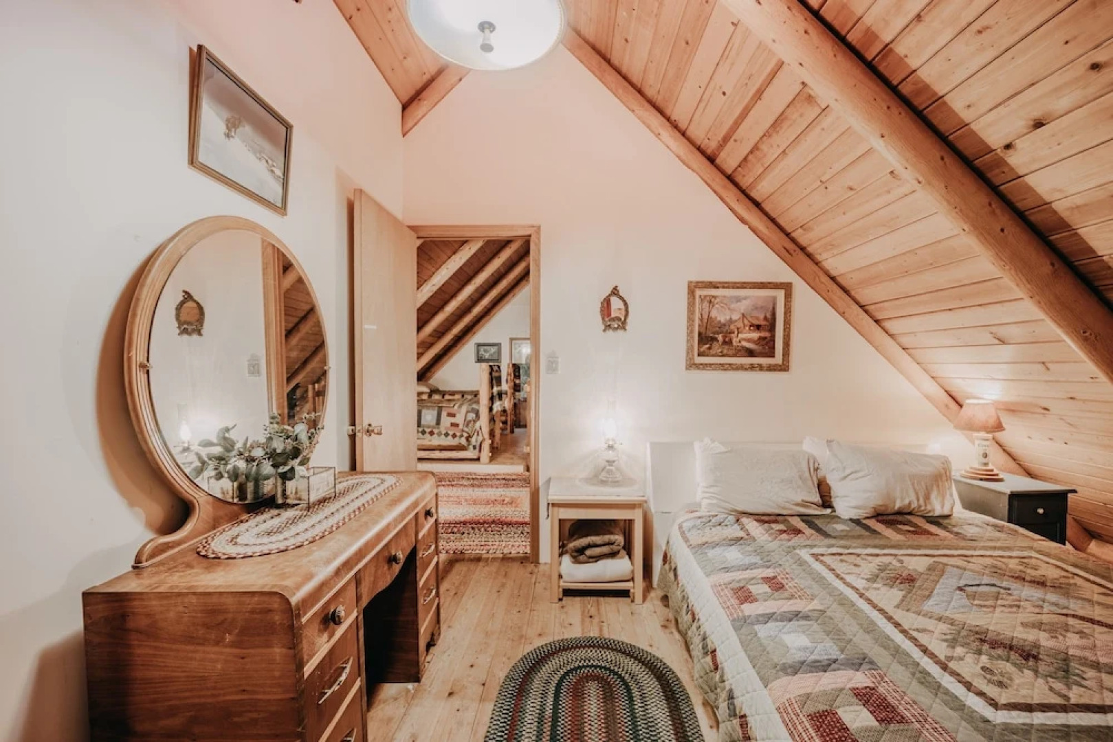 Baker Rim Cabin 17 - A Rustic Family Cabin With Modern Features