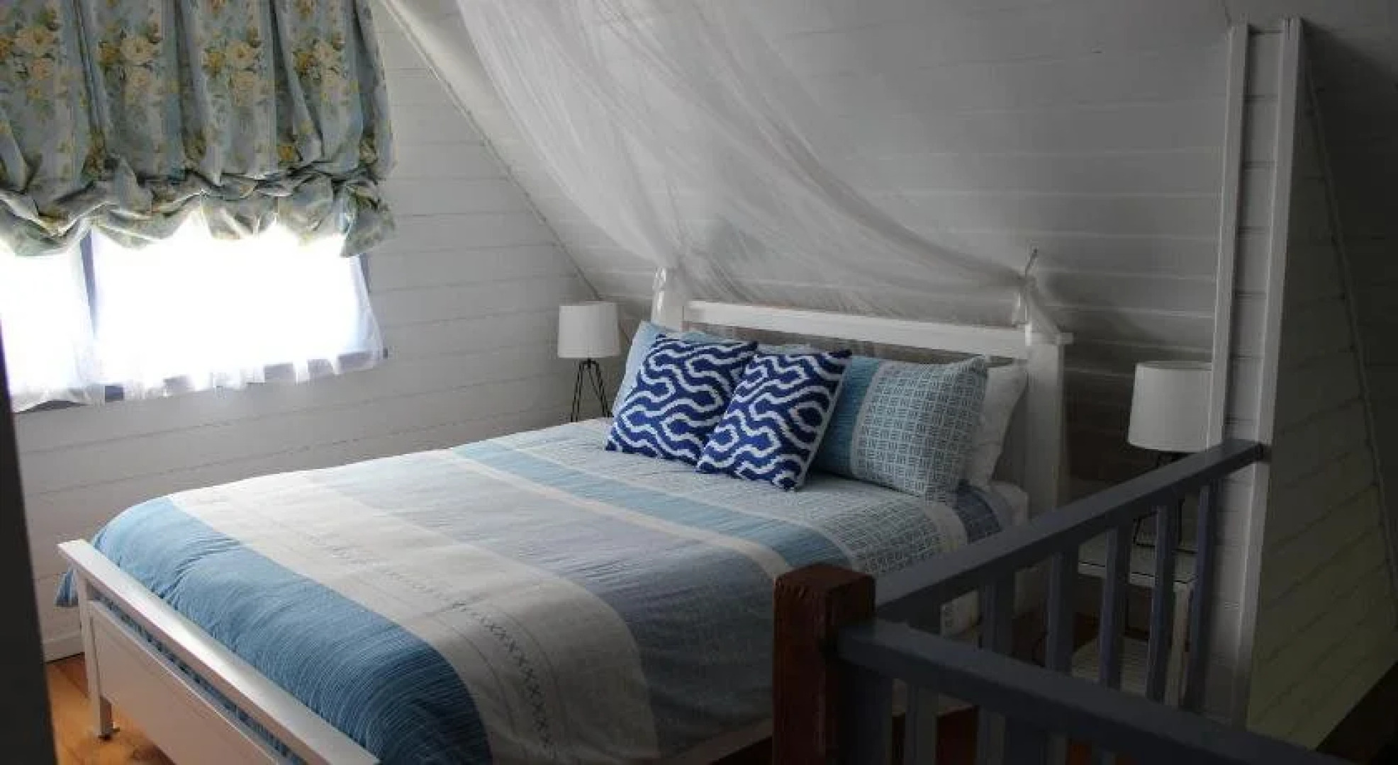 Elinike Guest Cottages