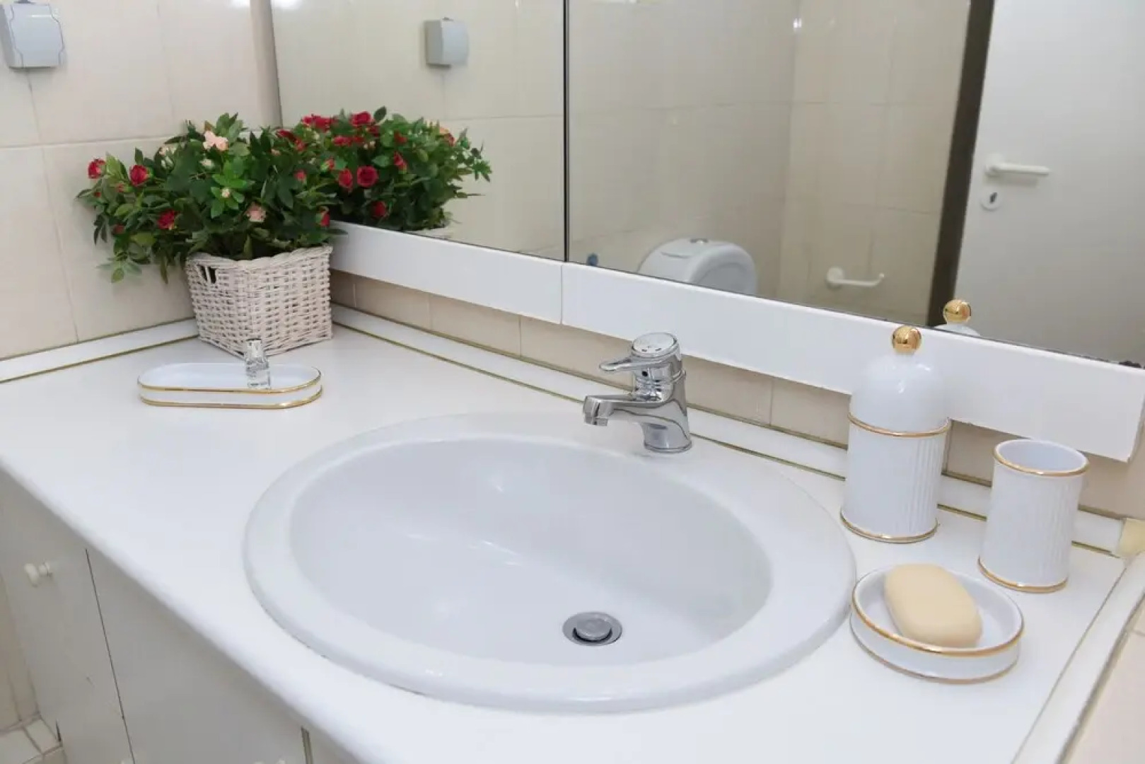 Top Floor With Stunning 360 View