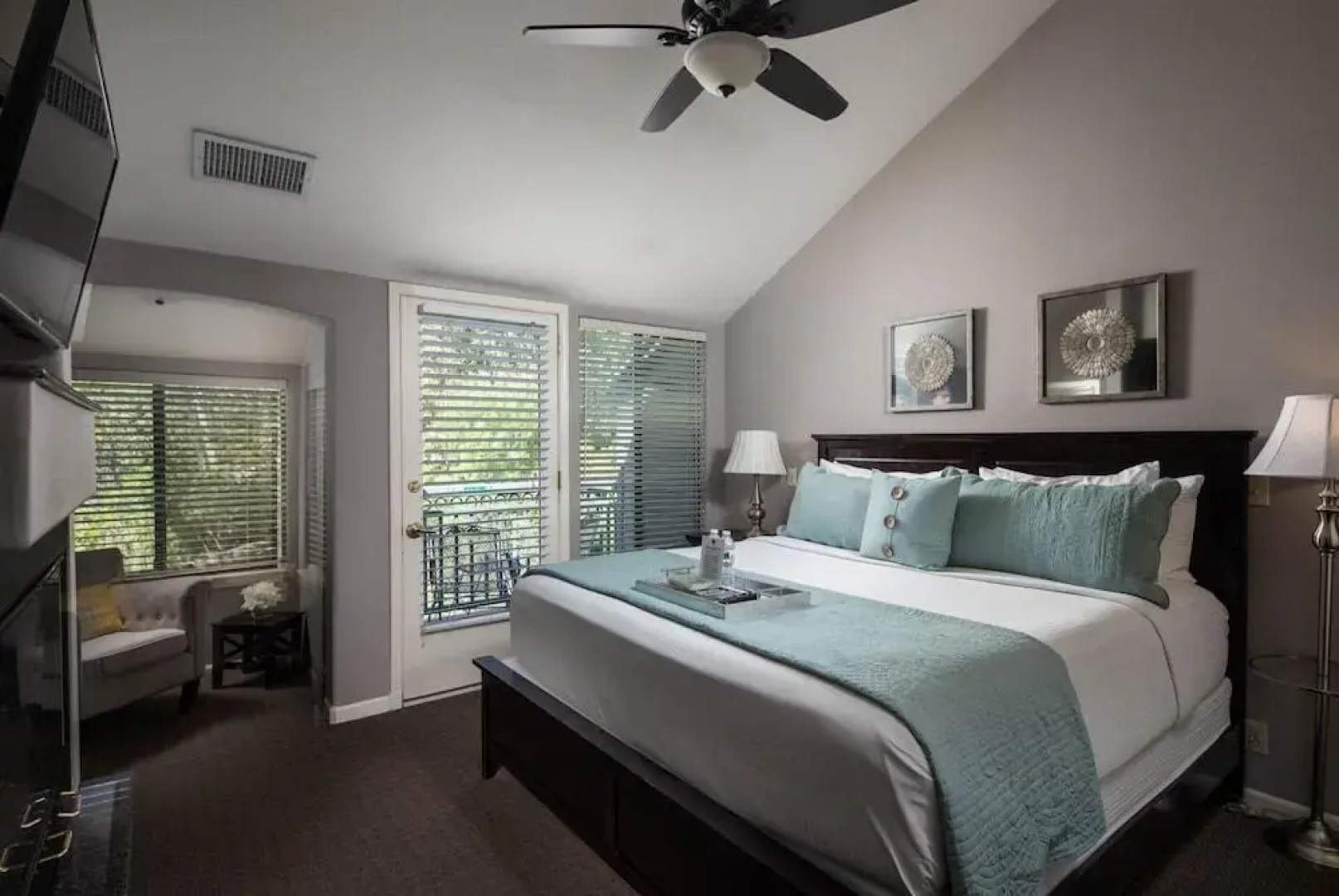 The Inn Above Oak Creek