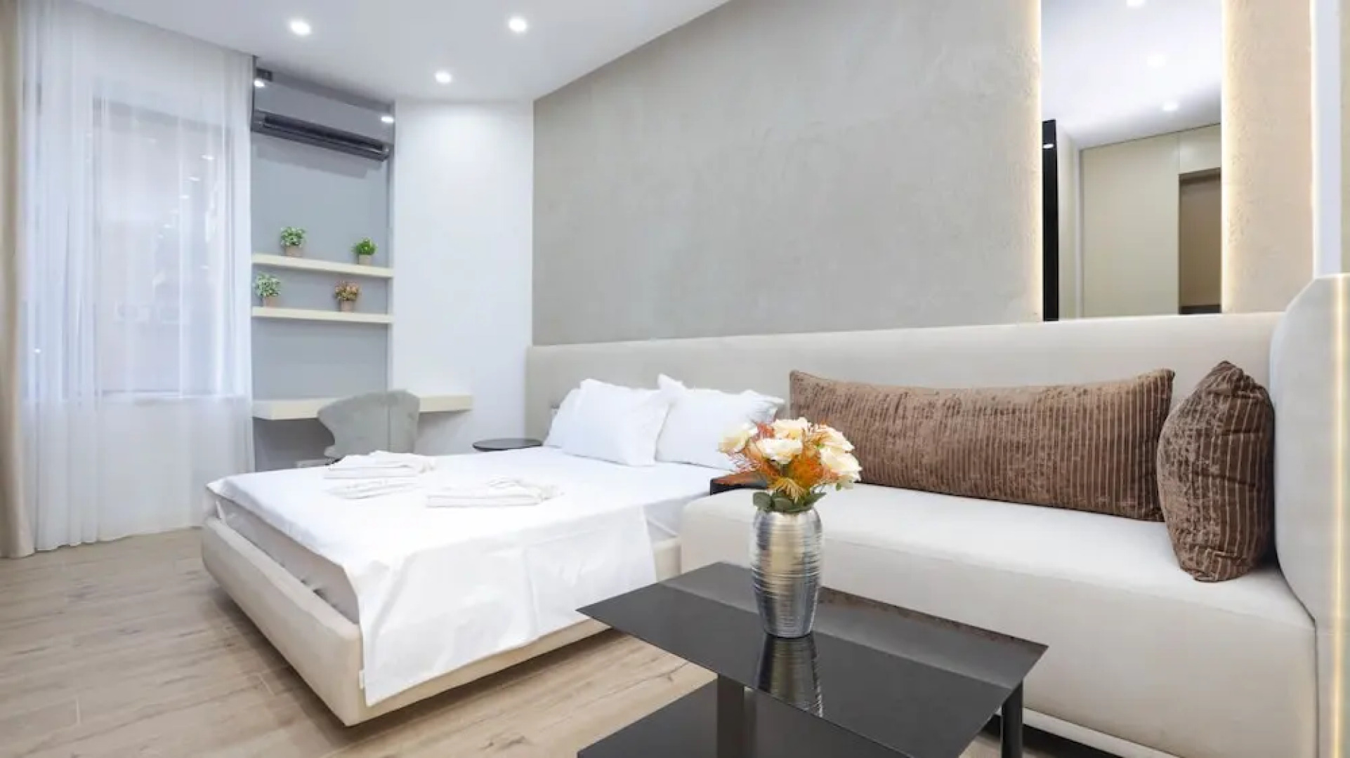 Stay Inn на ул. Бузанда, 97-11