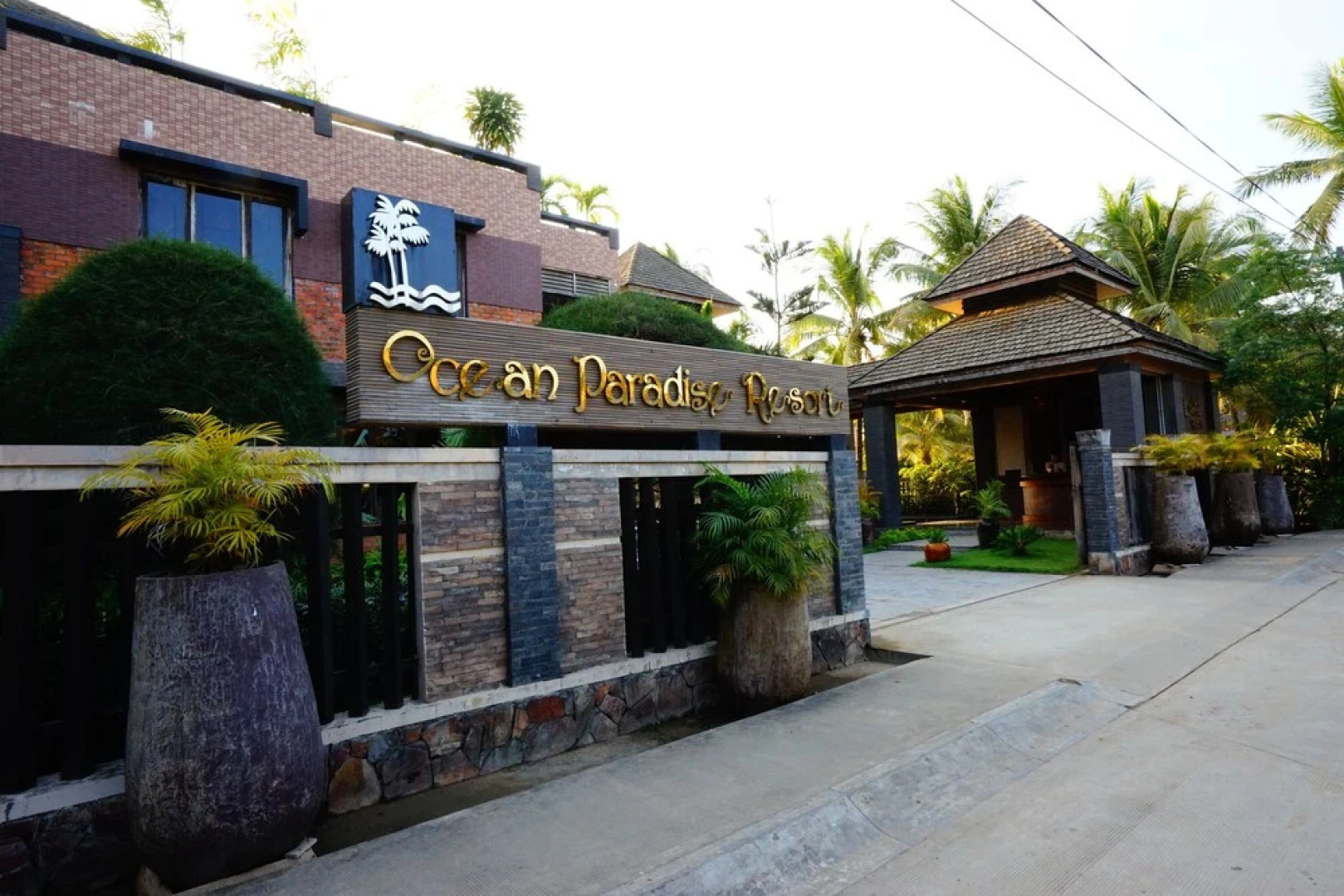 Ocean Paradise Resort