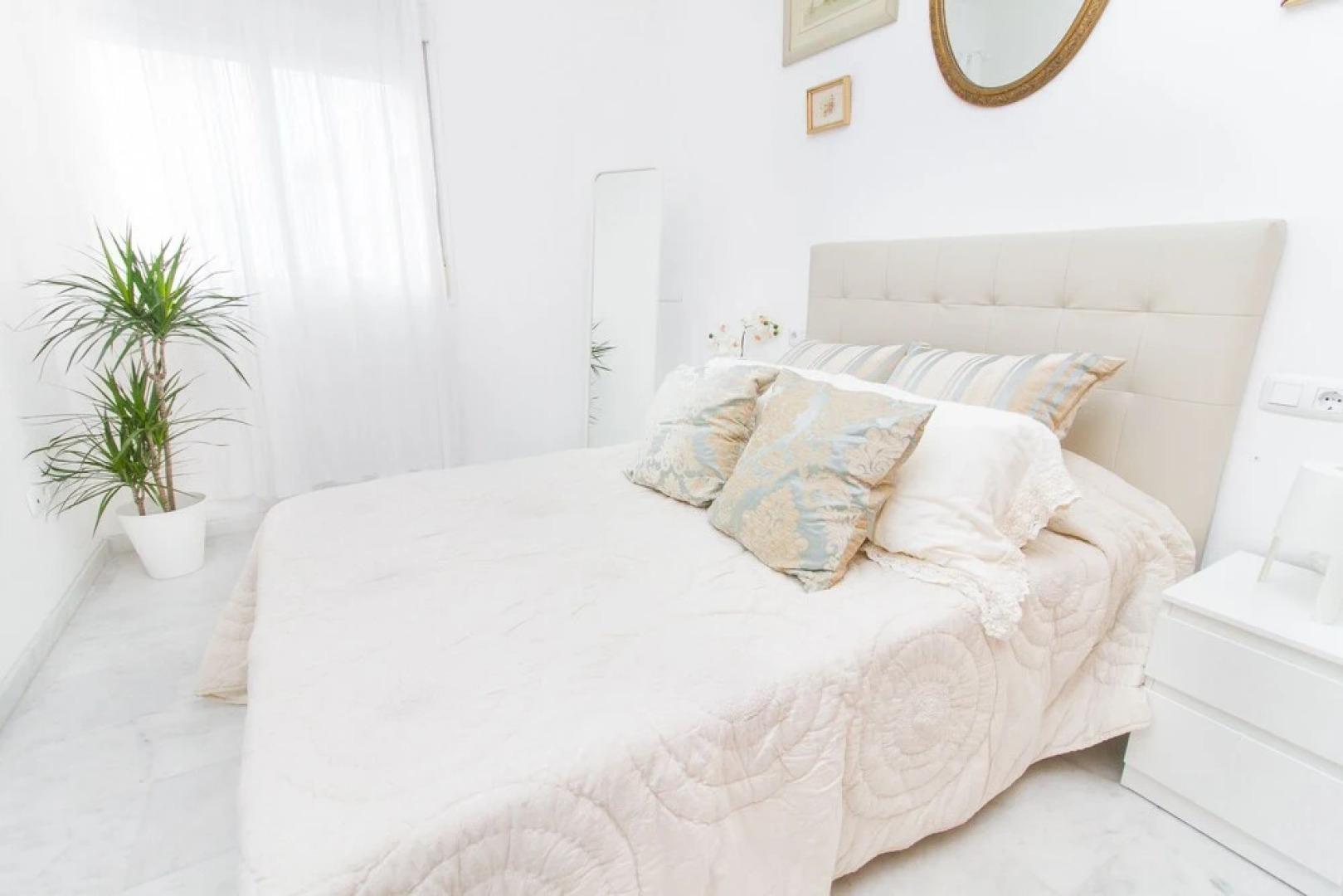 Cool Apartment Carrera de Capuchinos by La Recepcion