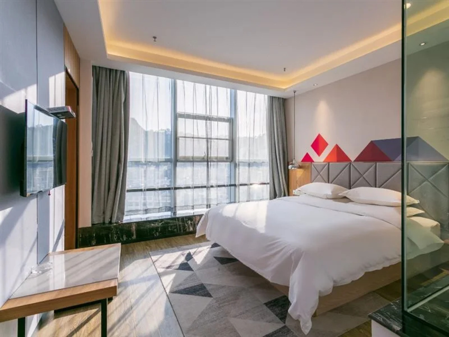 Borrman Hotel Hechi Bama