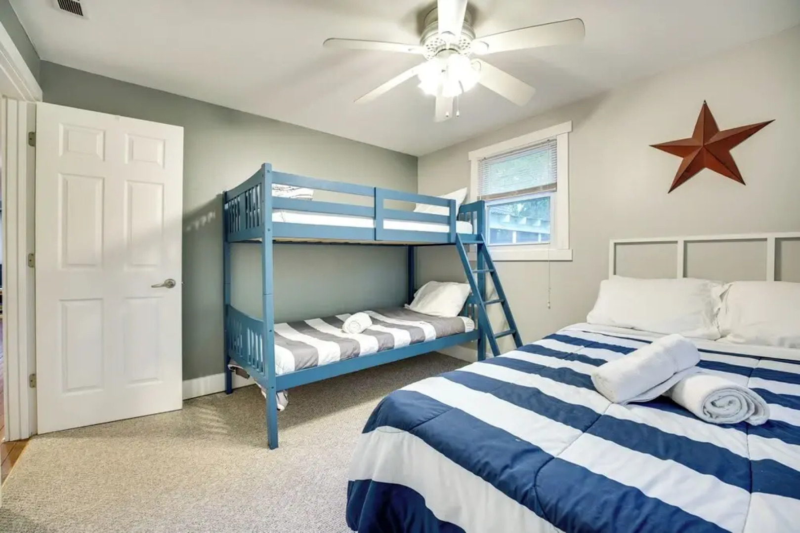 Renovated, Spacious Retreat in Union Pier!