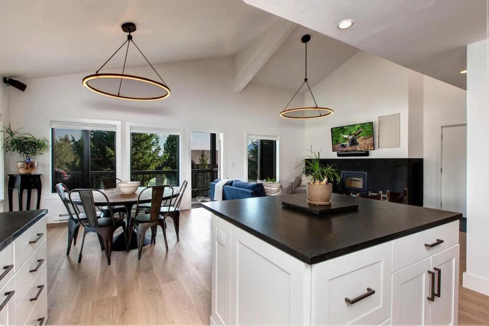 Abode at Rendezvous Retreat Home