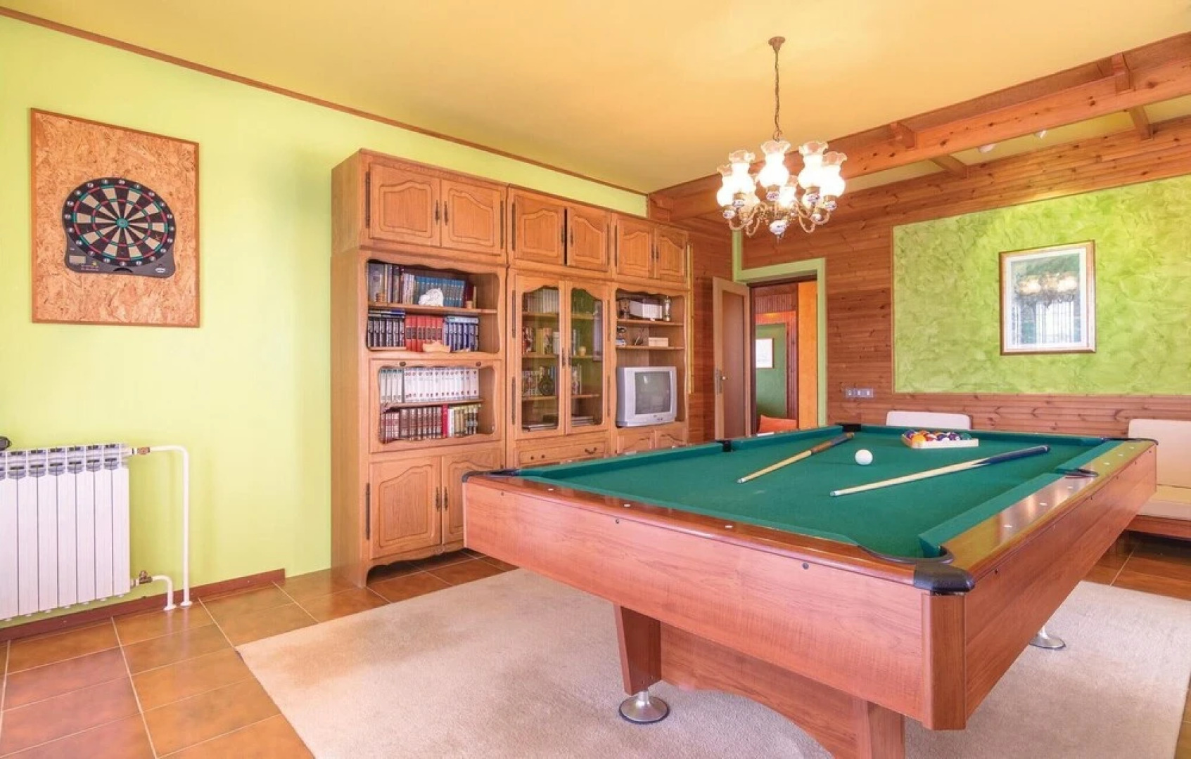 Awesome Home in Pula with WiFi, Hot Tub & Sauna