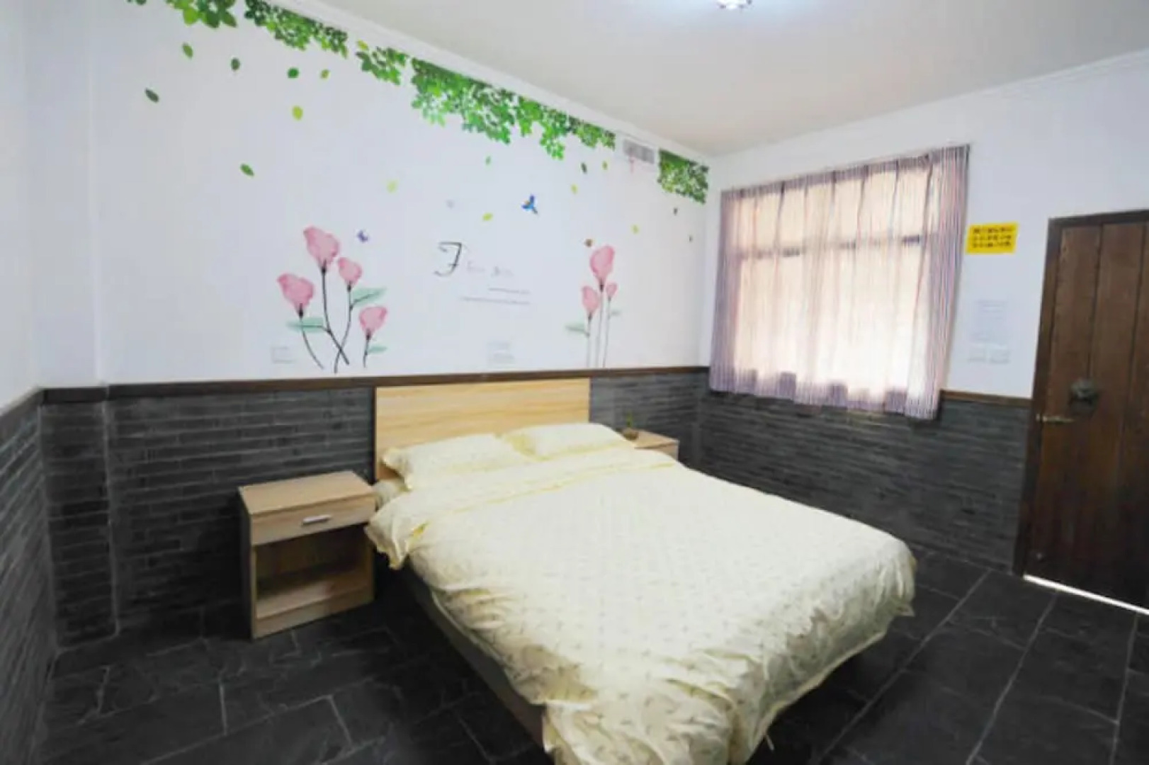 Xianyang Gudu International Youth Hostel