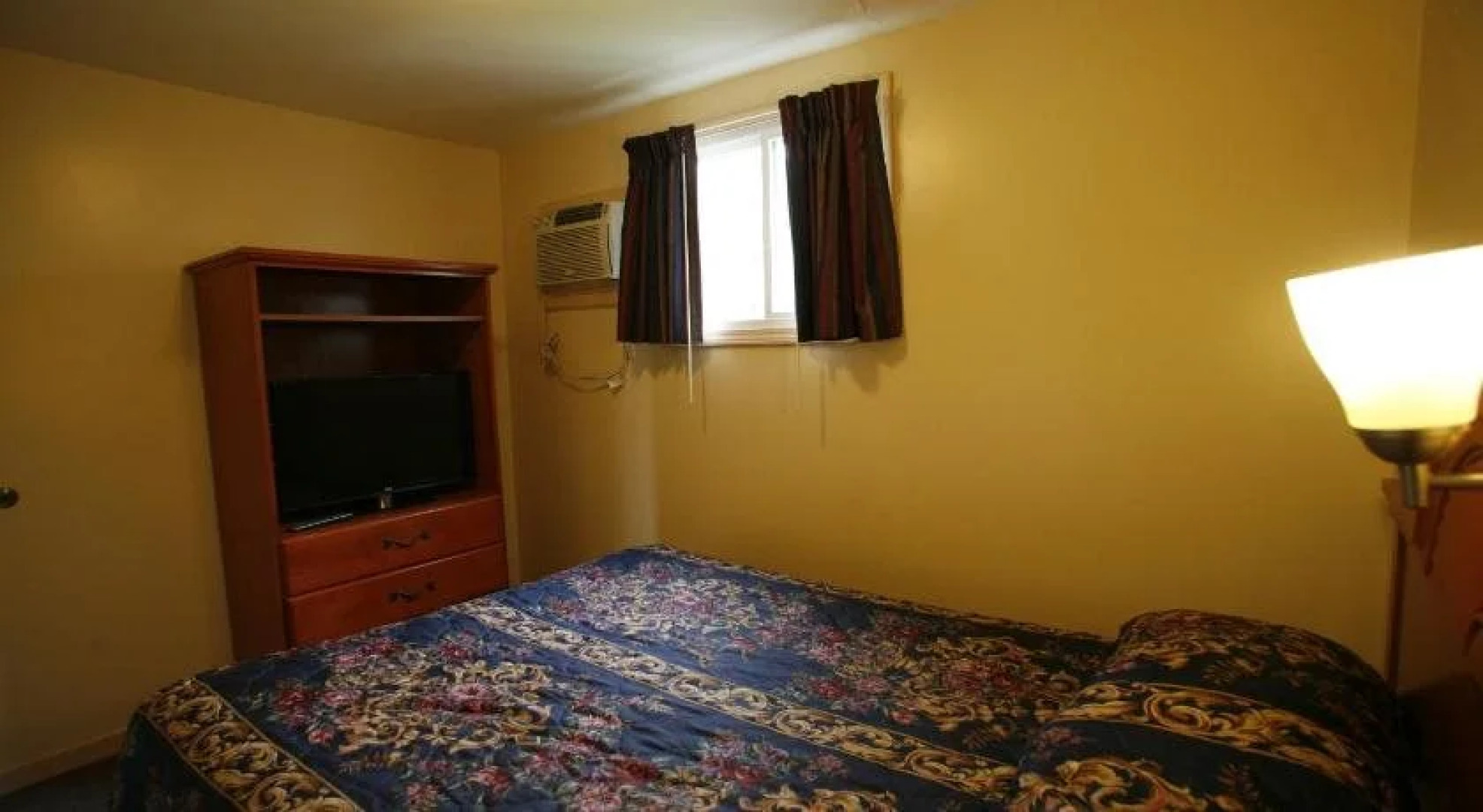 Capri Village Resort