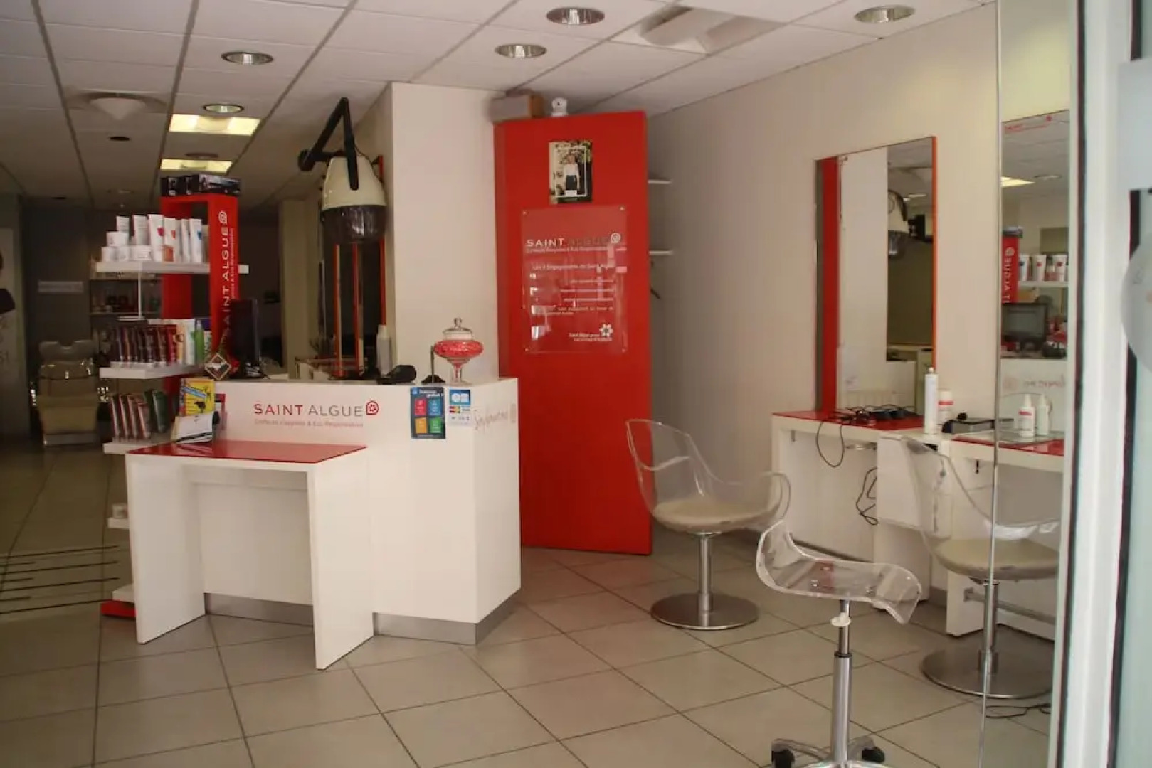 Une Chambre en Ville