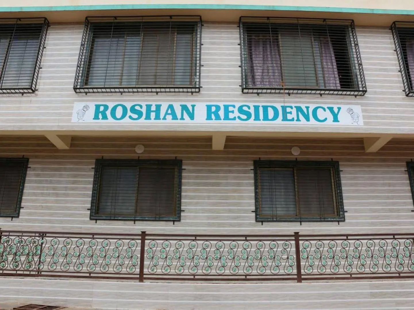 Roshan Residency Matheran
