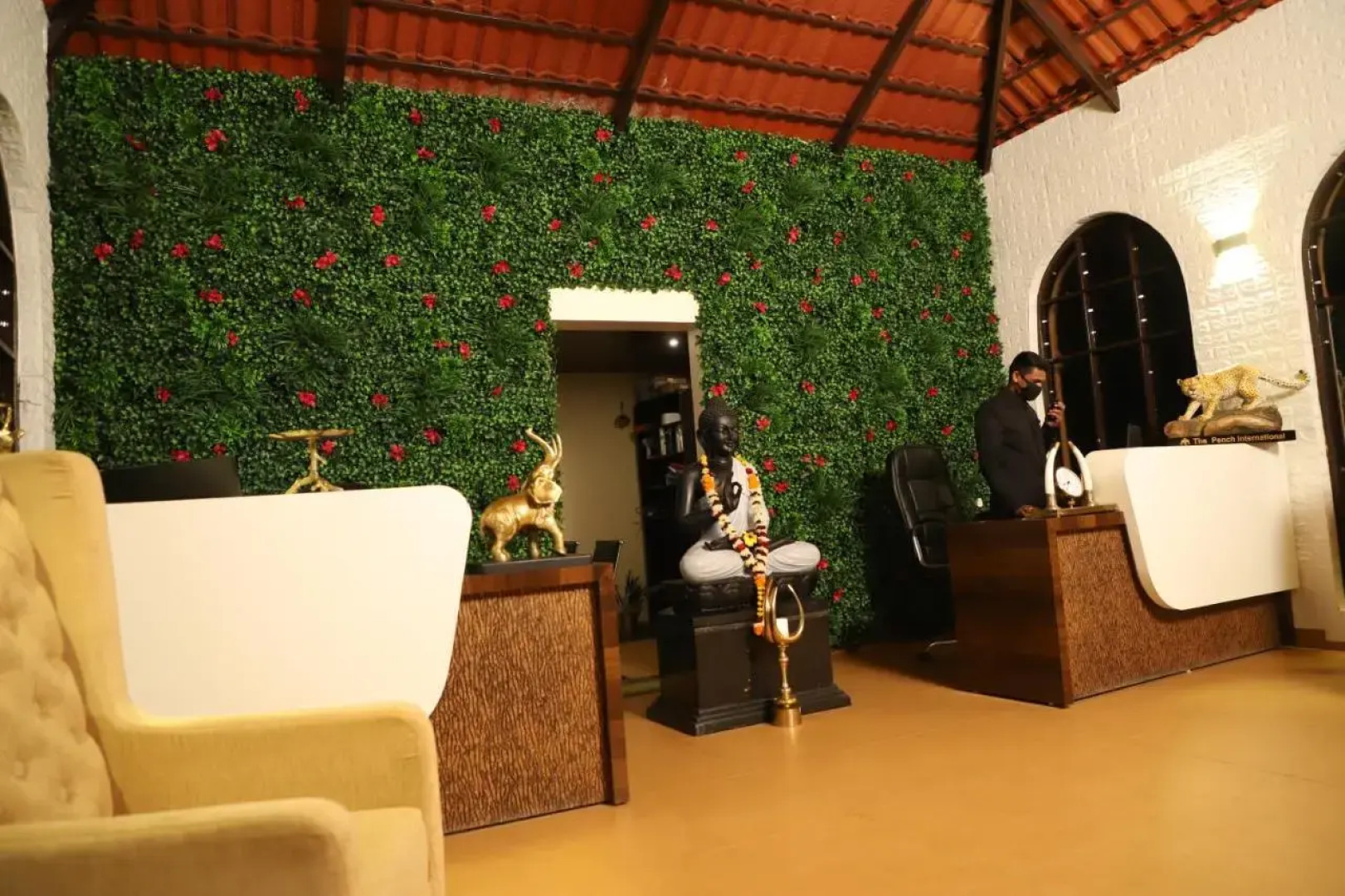 The Pench International