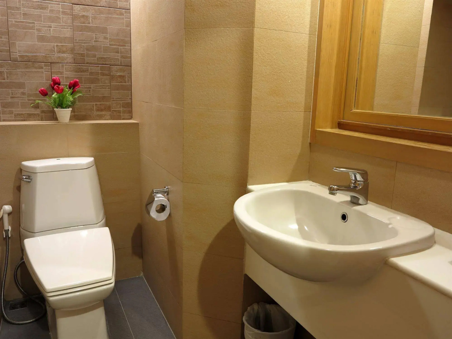 Windmill Resort Hotel