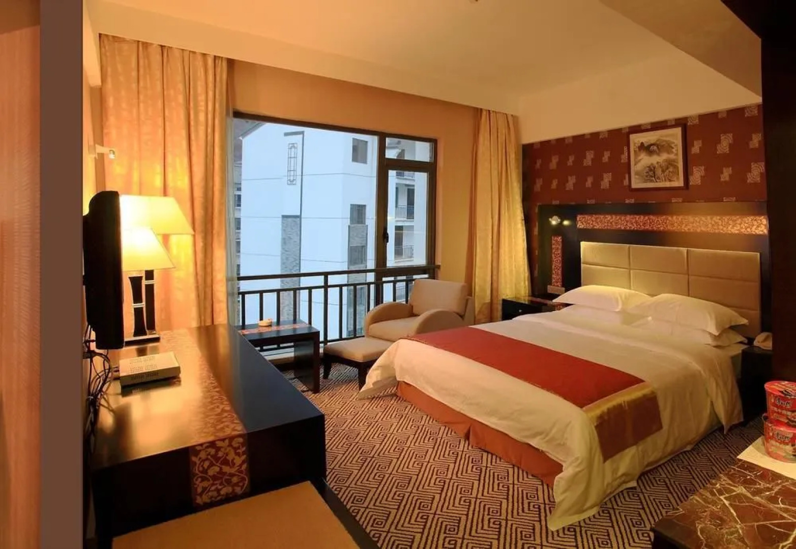 Jasper International Hotel