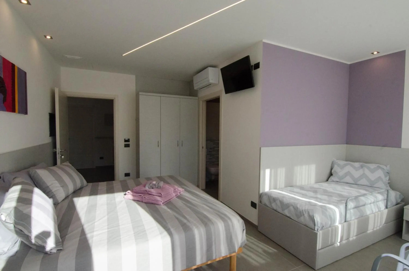 Varese Comfort Room