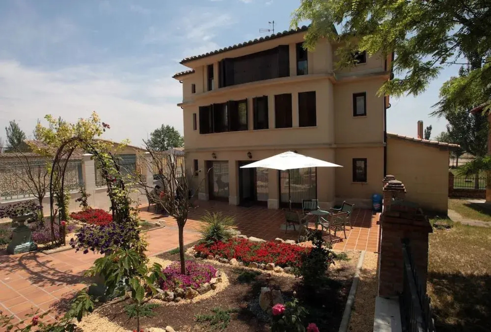 Hostal Infanta Doña Leonor