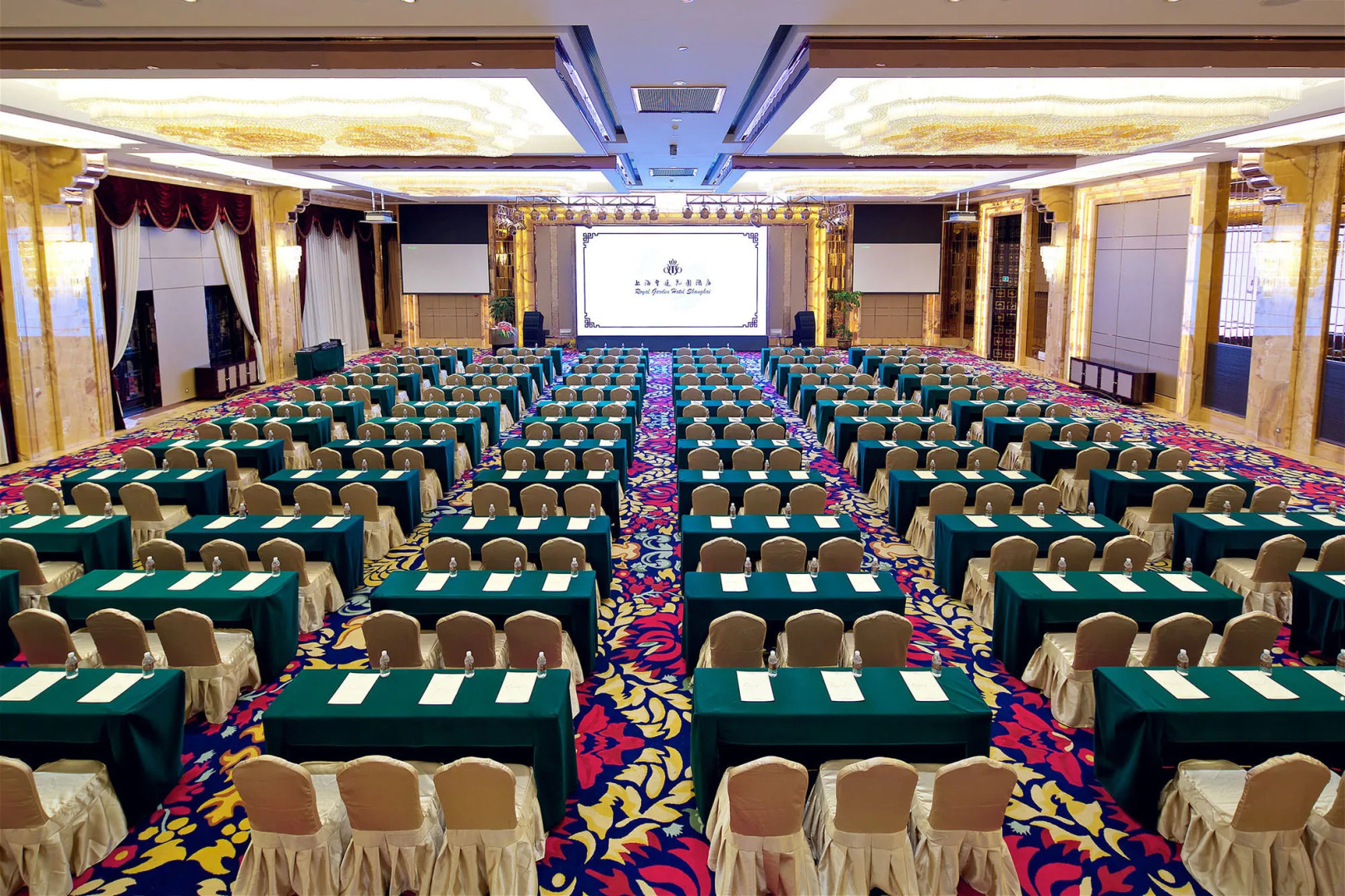 Royal Garden Hotel Shanghai