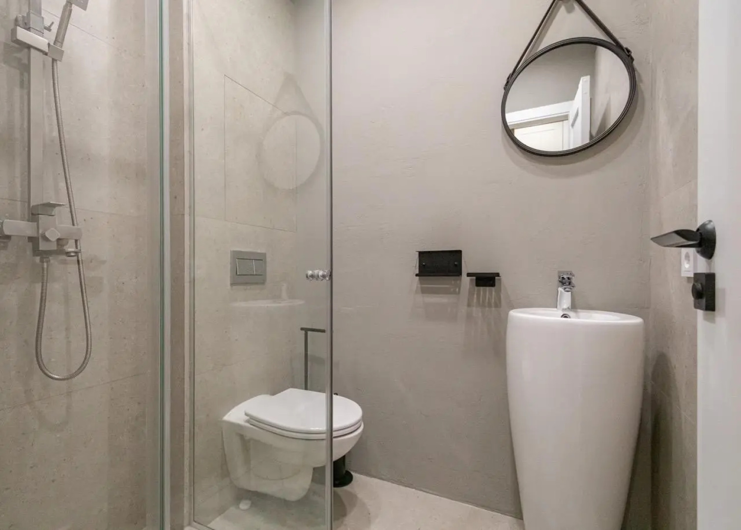 Full House (Фулл Хаус) на улице Овражная