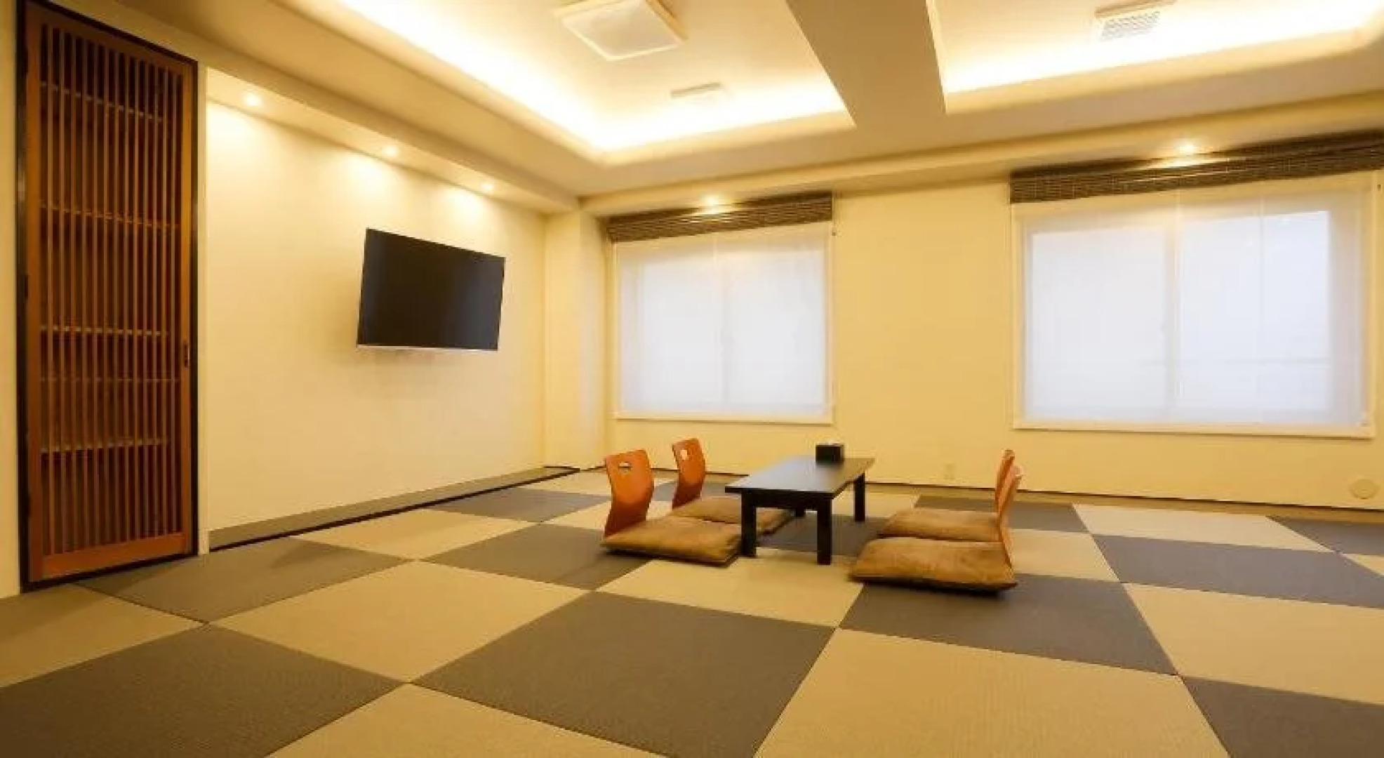 Tabist S.hyde Park Koga Station