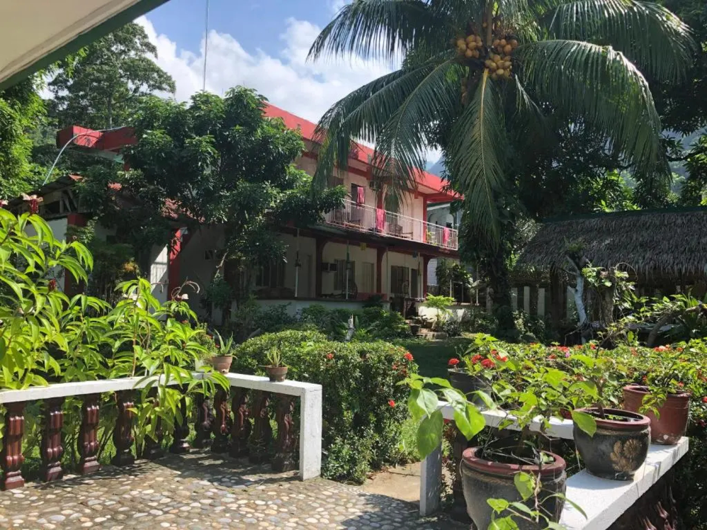 Puerto Galera Hostel
