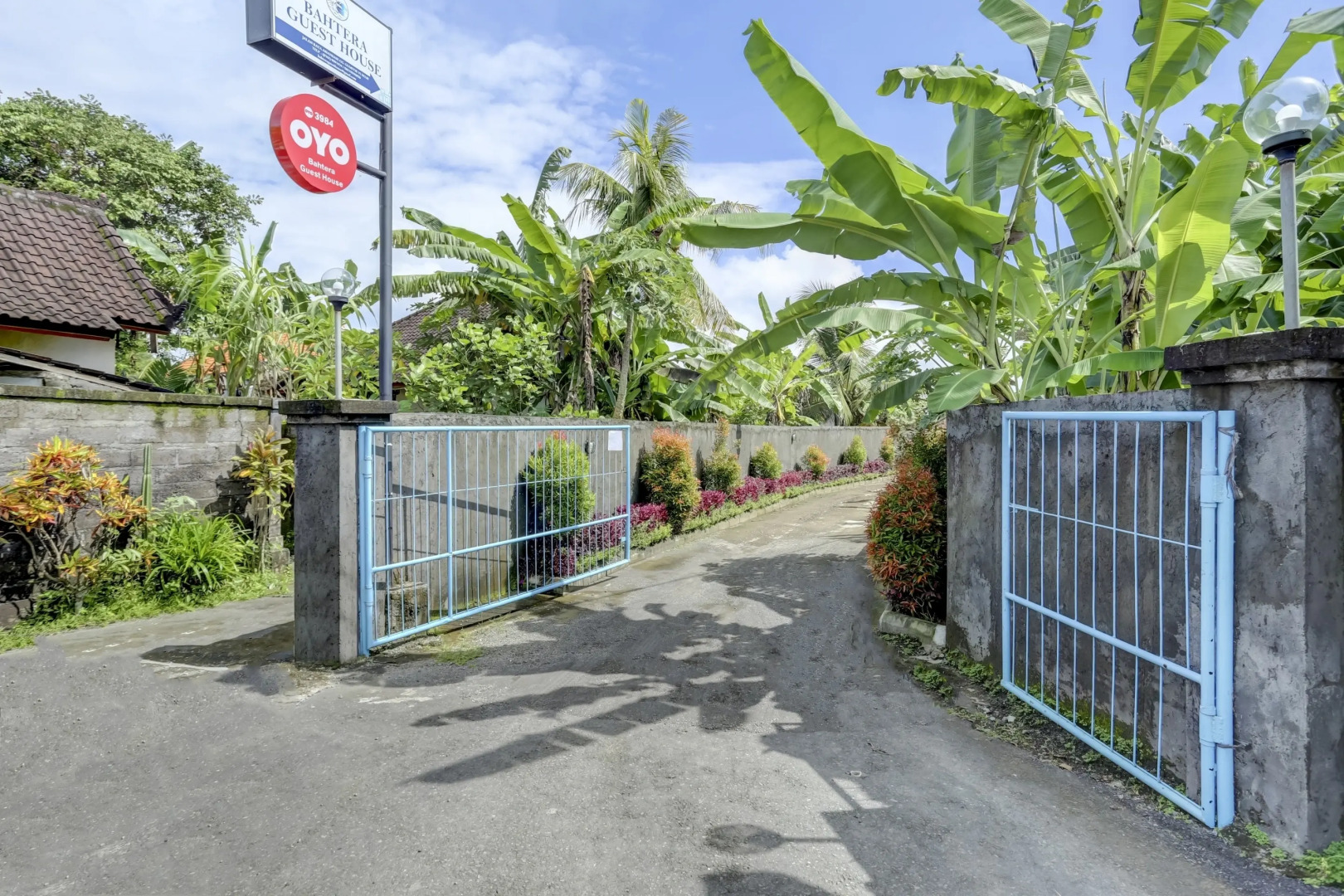 Bahtera Guest House by OYO Rooms