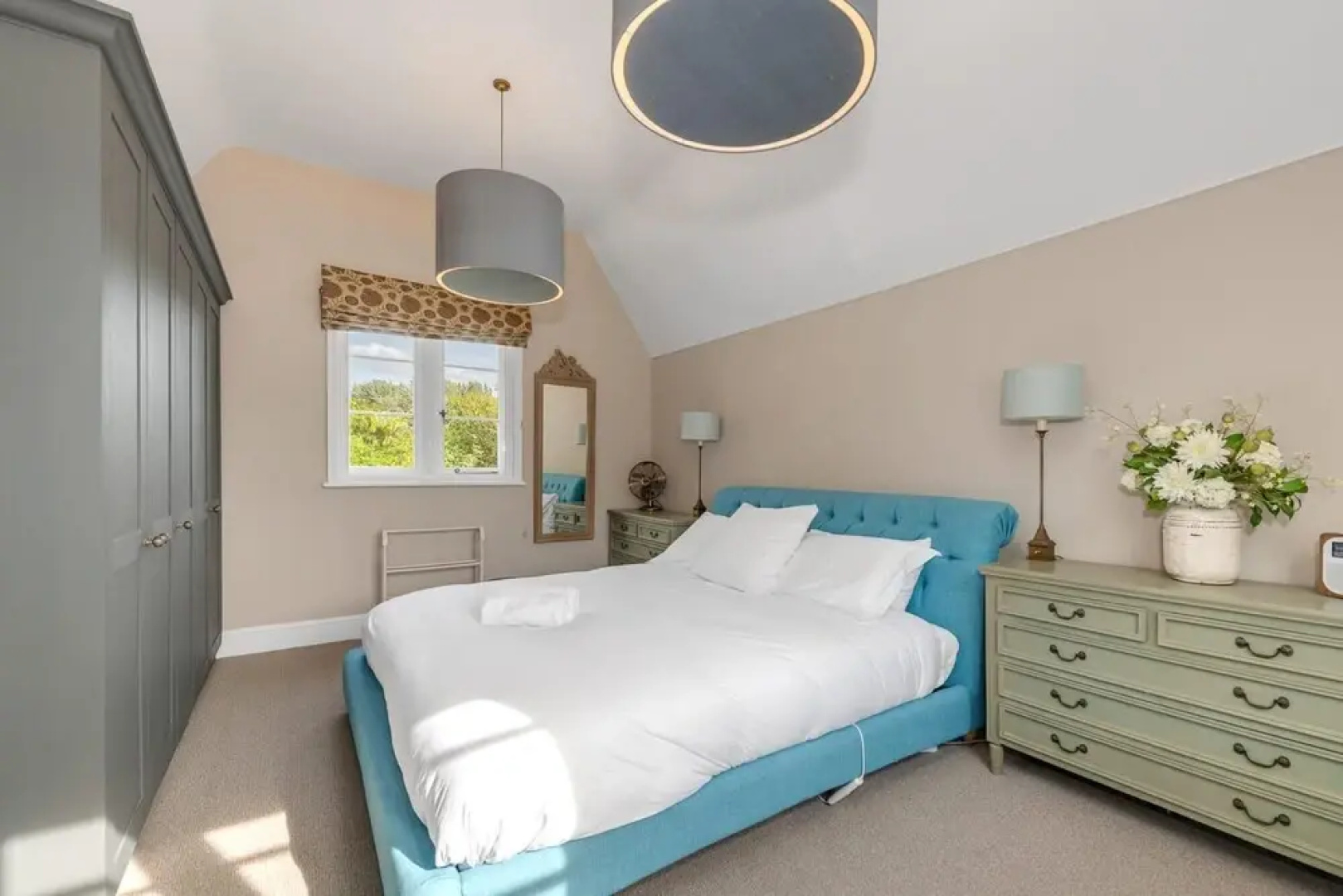 The School House - Luxury Home With Large Garden