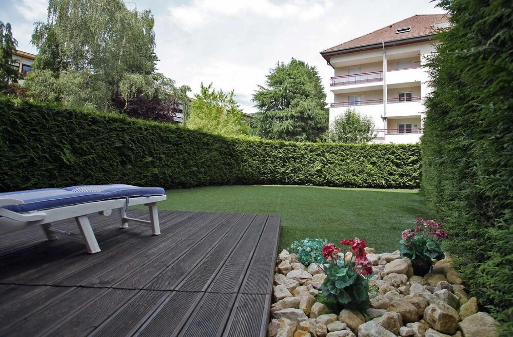 Annecy, A garden very close to the lake