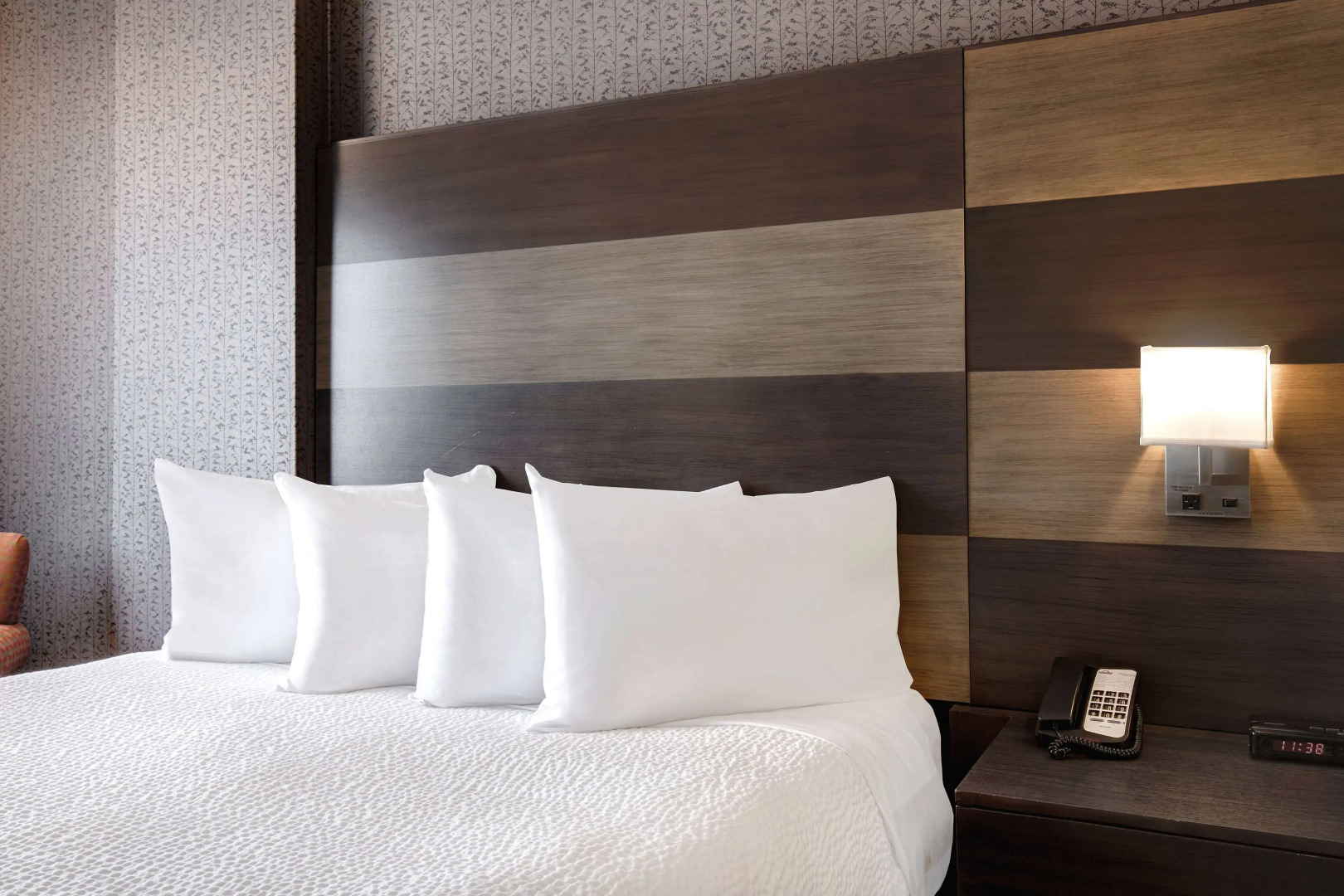 Days Inn by Wyndham Calgary South